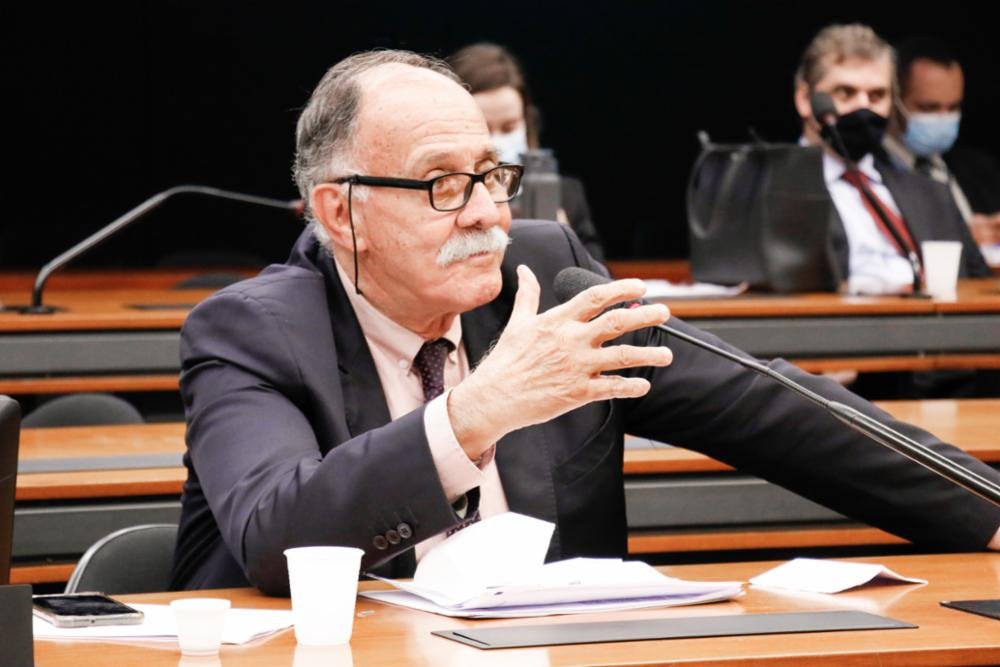 Projeto de Paulo Ramos que coíbe “ações judiciais opressivas” vai ao Senado