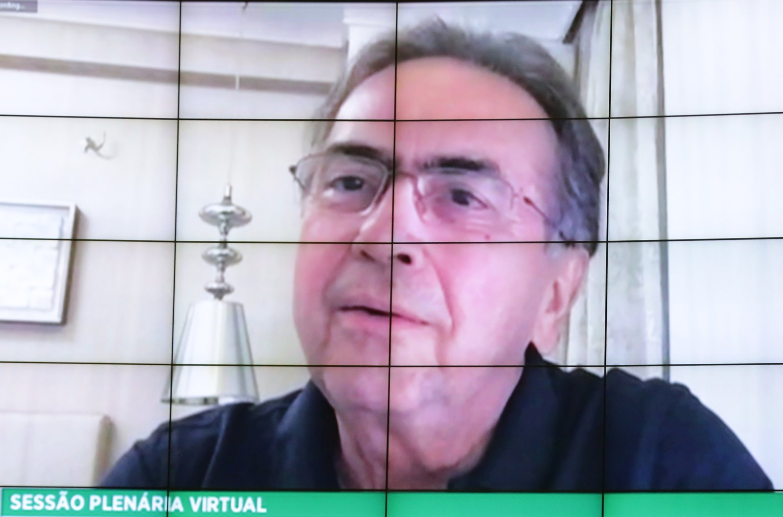 Câmara aprova projeto de nova lei do gás e mais quatro propostas relacionadas à pandemia de coronavírus