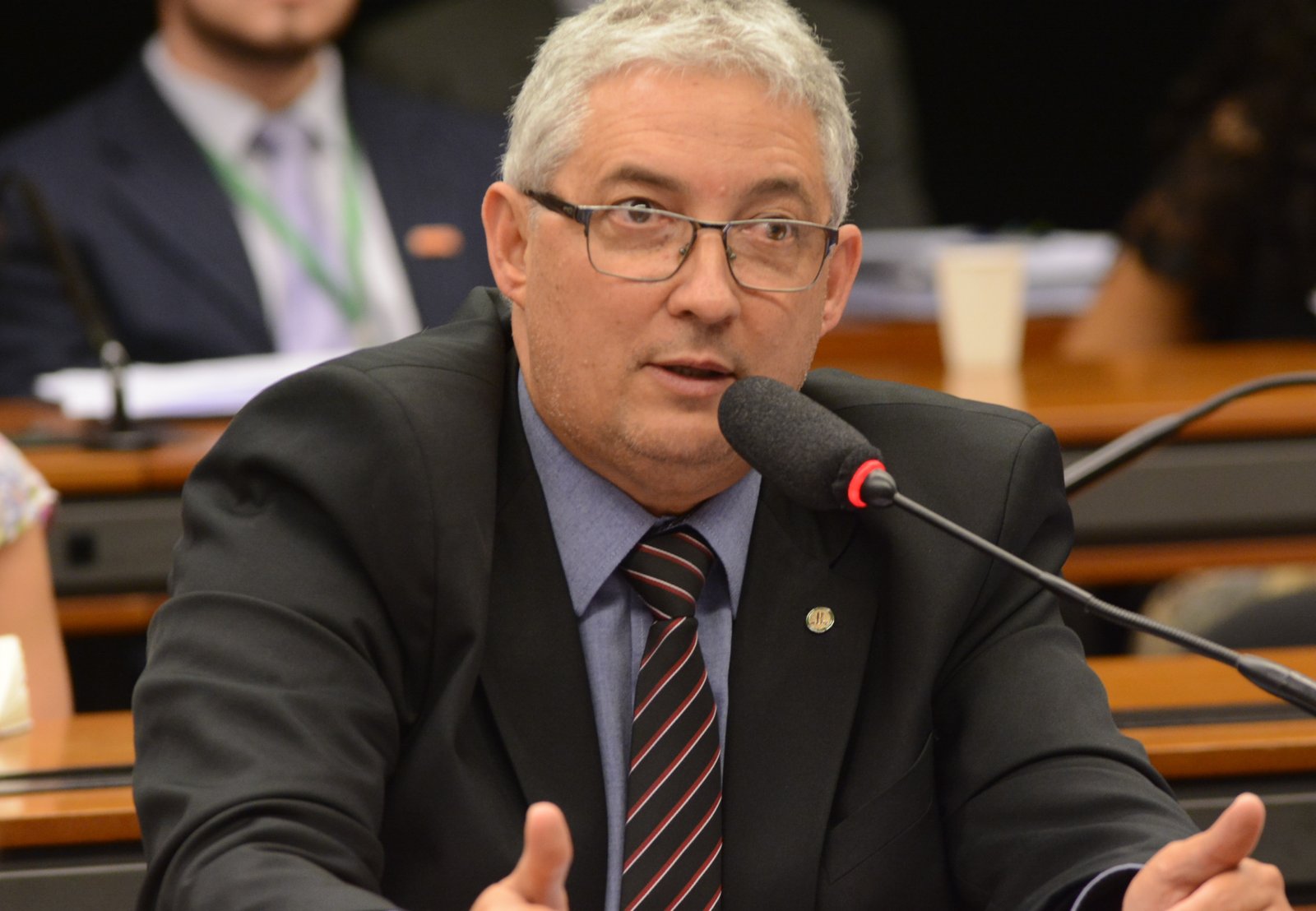 Legislação Participativa apresenta projeto para garantir proteção e assistência social a agentes de segurança