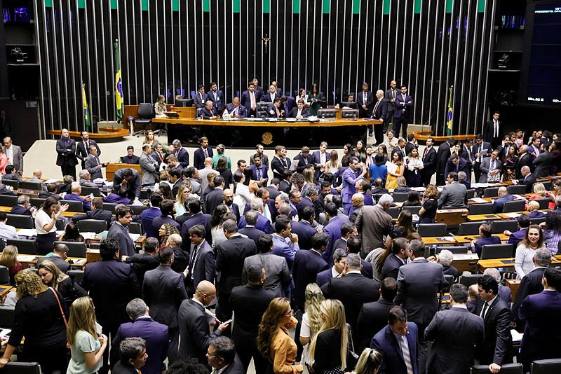 Congresso vota vetos presidenciais e encerra polêmica em torno do orçamento de 2020