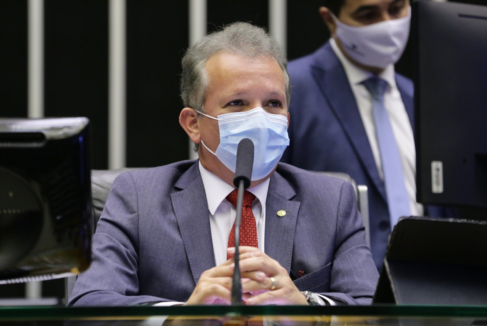 CCJ aprova projetos de André Figueiredo que obrigam órgãos púbicos a divulgar dados da pandemia