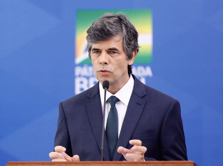 Comissão que acompanha ações de combate ao coronavírus ouve o ministro Nelson Teich