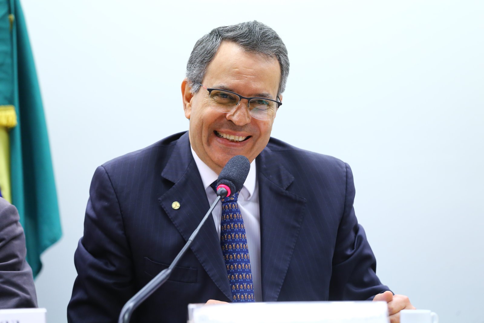 Felix Mendonça propõe voto facultativo nas eleições municipais deste ano