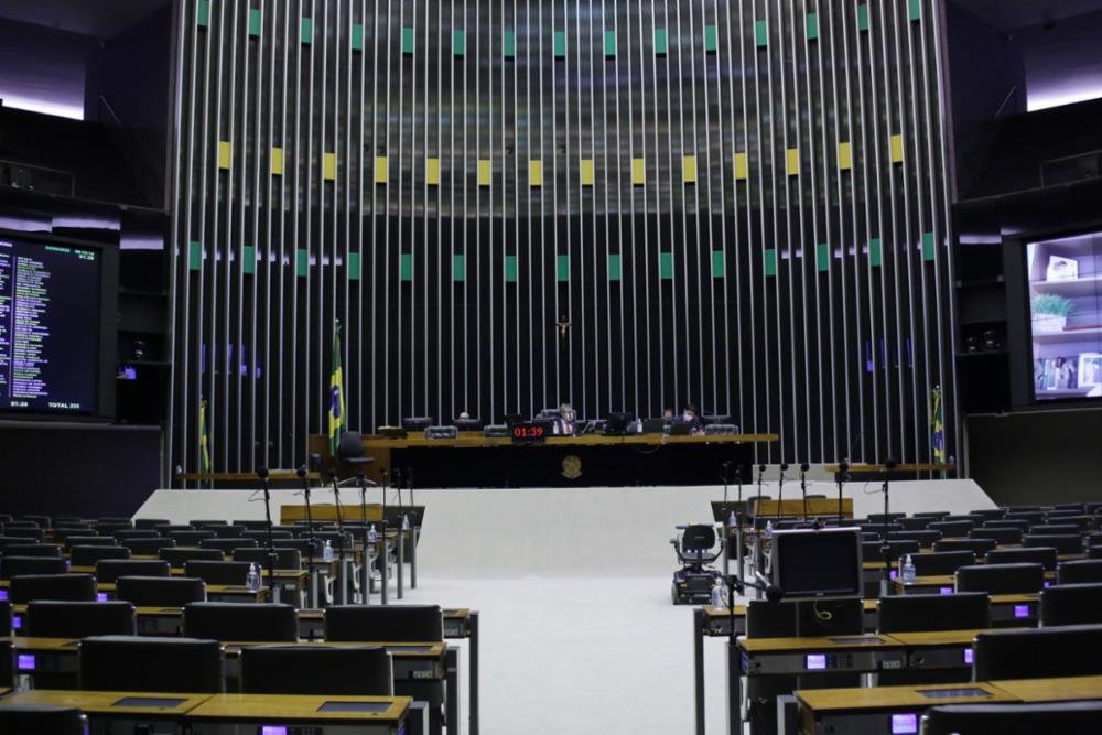 Plenário aprova demandas da bancada feminina e mudança no ICMS dos Combustíveis