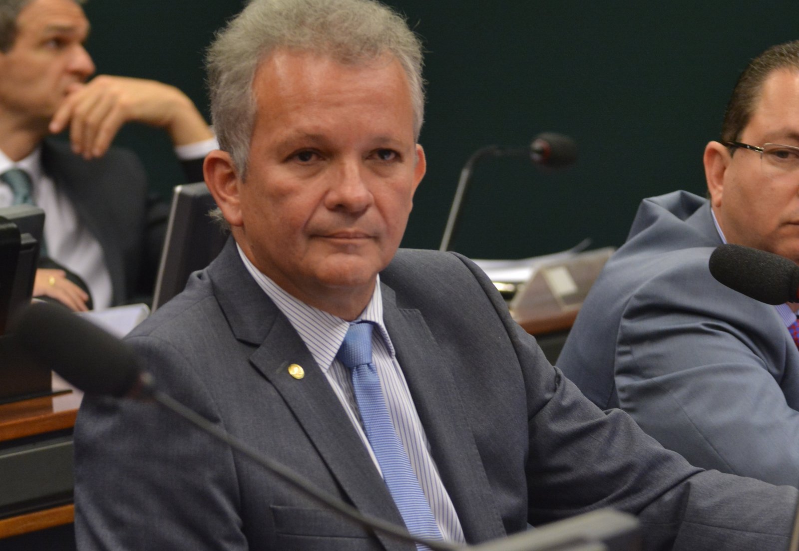 Câmara aprova novo marco do saneamento