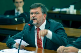 Defesa do Consumidor aprova senha sonora para deficientes visuais