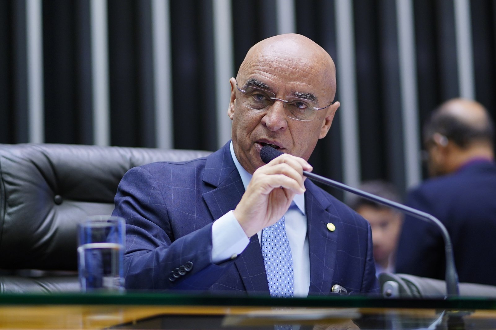 Seguridade debate enfrentamento da covid-19 em Minas a pedido de Mário Heringer