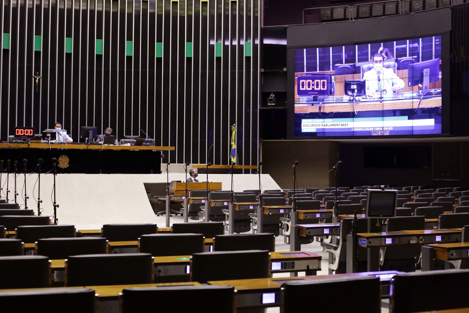 Câmara aprova auxílio ao setor de transportes e mais cinco propostas na semana