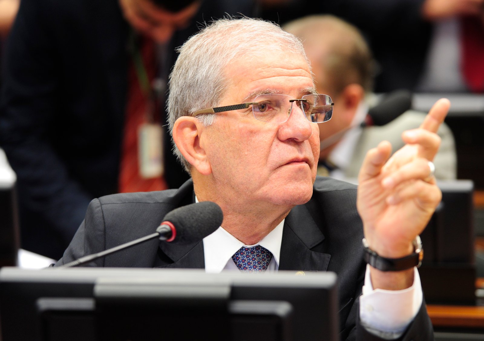 Comissão aprova revogação do decreto presidencial que enfraquece Conselho Nacional dos Direitos da Pessoa Idosa