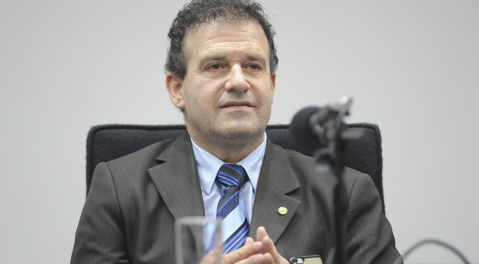 Comissão aprova sugestão que permite convênio do SUS com entidade privada para tratar usuários de droga