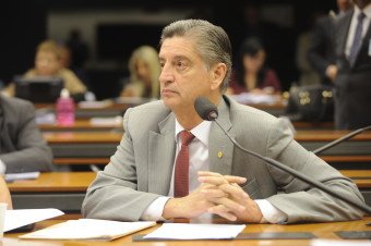 Dagoberto Nogueira vai coordenar a Frente mista pela contagem pública de votos