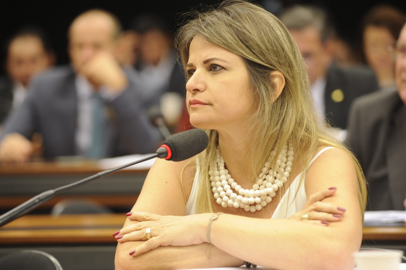 Flávia Morais e profissionais de educação física vão debater realidade e desafios da categoria