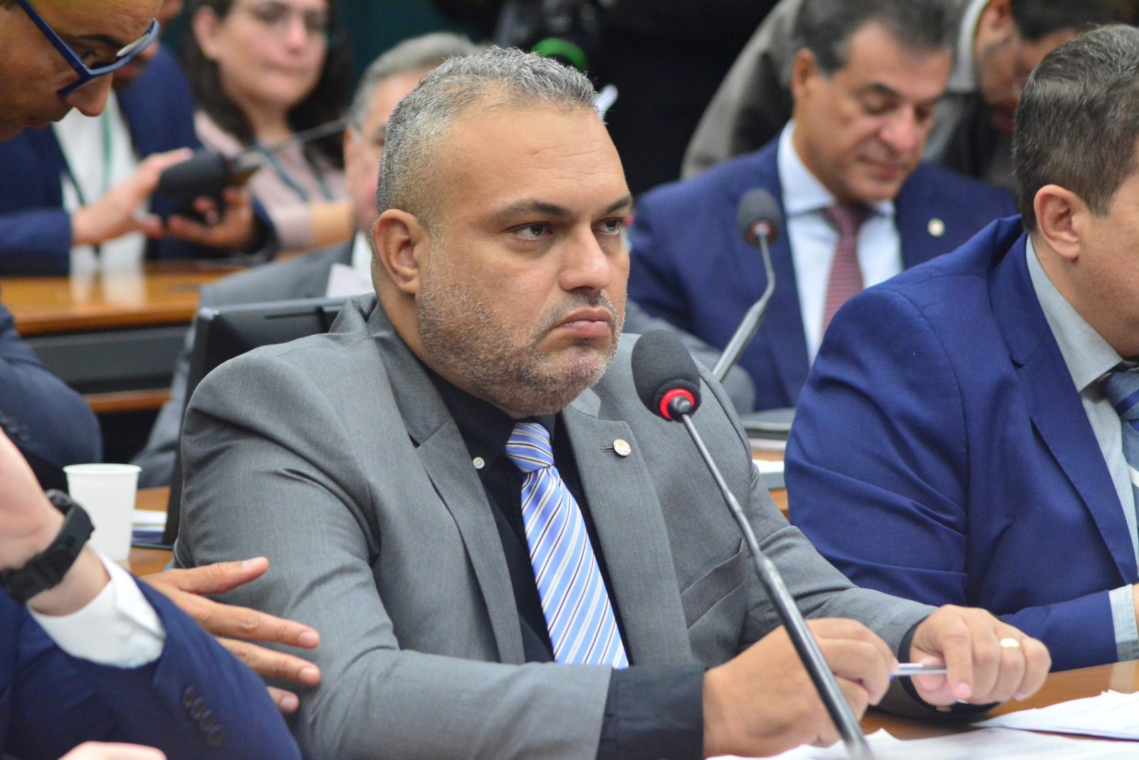 Projeto de Marcos Tavares cassa CNPJ de empresa que maltrate animais