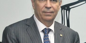 Félix Mendonça Júnior propõe mudar regras do Bolsa Família