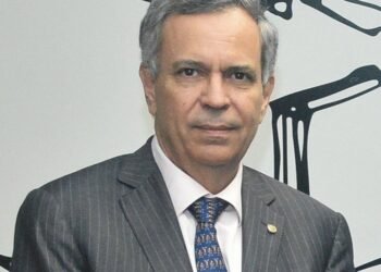 Félix Mendonça Jr. propõe criar programa para reduzir custos do tratamento da pessoa com sobrepeso