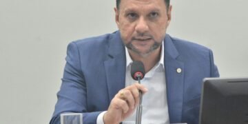 Josenildo apresenta proposta para inovar os mecanismos de gestão pública econômica
