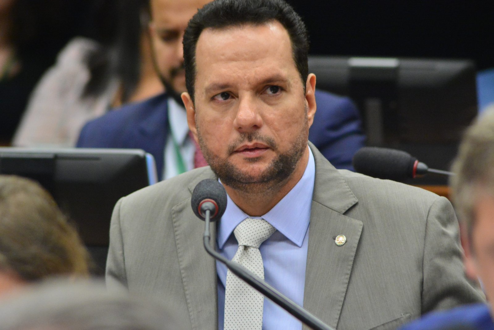 Josenildo vai relatar no Conselho de Ética representação em desfavor de Eduardo Bolsonaro