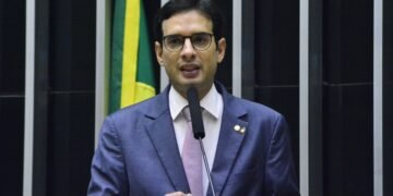 Projeto de Leo Prates que transfere simbolicamente capital federal para Salvador é aprovado na Câmara e vai para o Senado