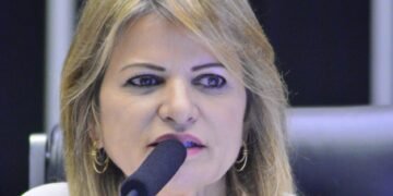 Deputada Flávia Morais (PDT-GO)