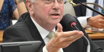 Deputado Leônidas Cristino (PDT-CE)