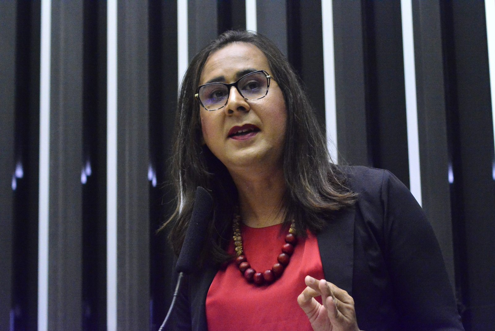 Sugestão de Duda obriga ministério divulgar dados sobre desigualdade salarial por identidade de gênero