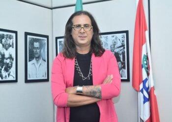 Projeto de Duda Salabert obriga empresas públicas e outros órgãos a compartilhar remuneração do servidor