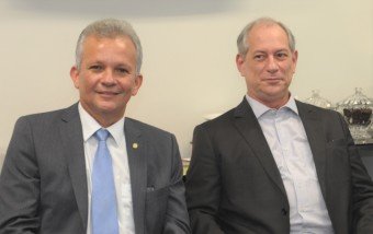 Indicado por André Figueiredo, Ciro Gomes receberá Medalha Mérito Legislativo da Câmara do Deputados