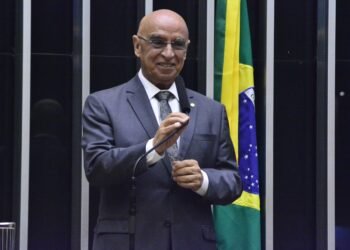 Câmara aprova proposta de Mário Heringer que prevê sinalização prévia à faixa de pedestres