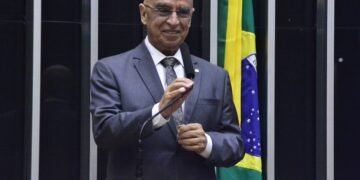 Câmara aprova proposta de Mário Heringer que prevê sinalização prévia à faixa de pedestres