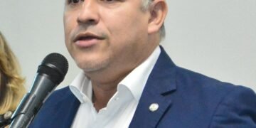 Projeto de Dorinaldo com alerta à população sobre vírus que causa doença respiratória é aprovado em comissão