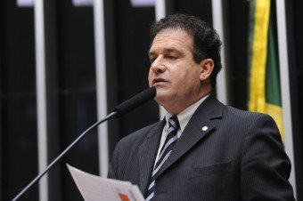 Pompeo de Mattos sugere entrega do contracheque impresso a aposentados e pensionistas