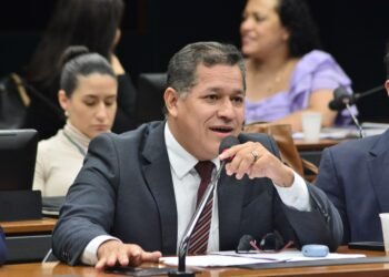 Dorinaldo e convidados debatem na terça, 27, a crise humanitária dos povos Yanomamis e Ye’kuanas