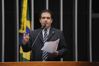 Aplicativos de relacionamento poderão ser obrigados a financiar ações de prevenção contra Aids