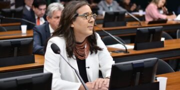 Parecer favorável de Duda permite que professor use assento vago de transporte escolar rural