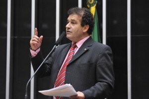 Empresa que contratar idoso poderá receber benefício fiscal