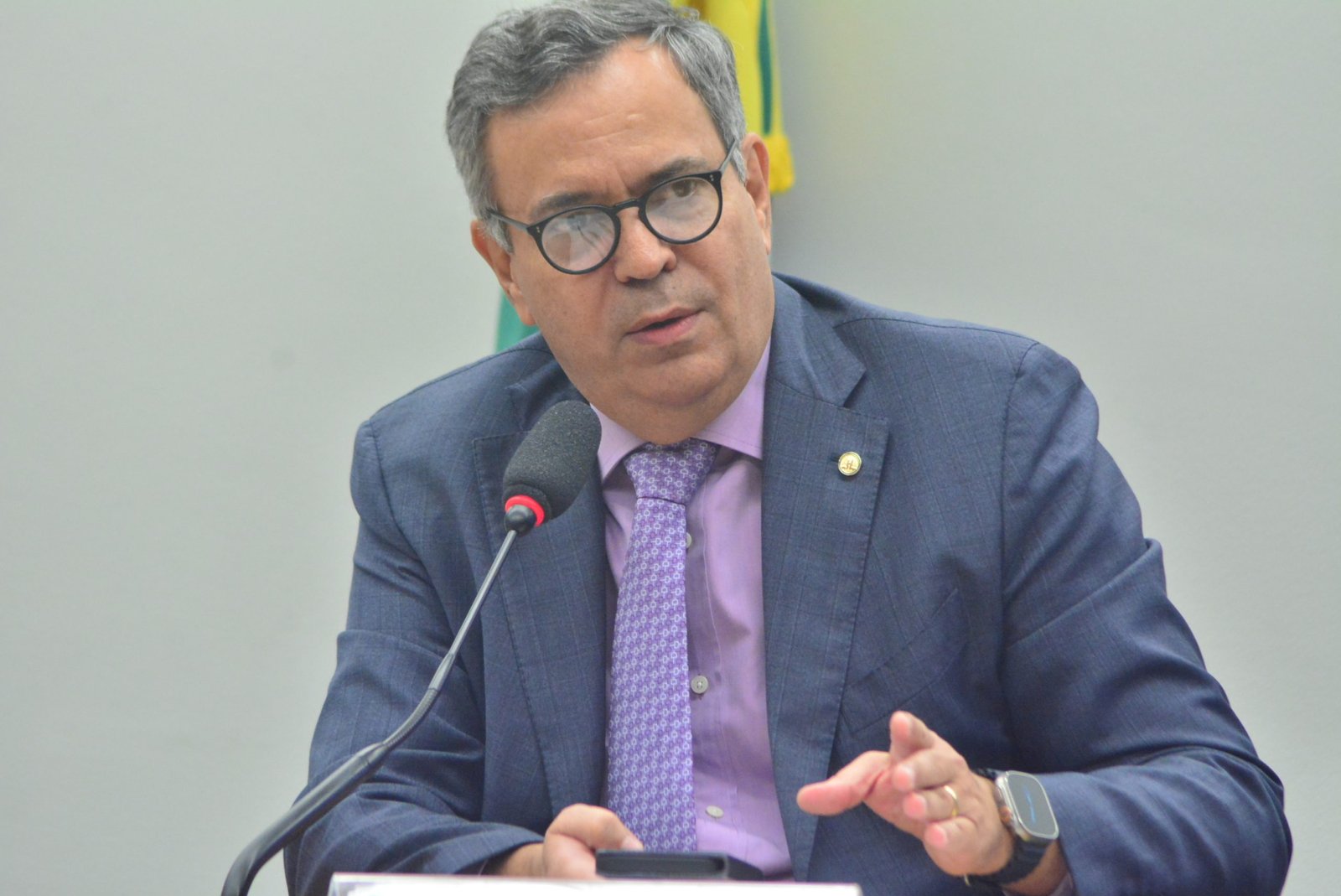 Projeto de Félix Júnior cria “Lei Faustão” de doação de órgãos obrigatória