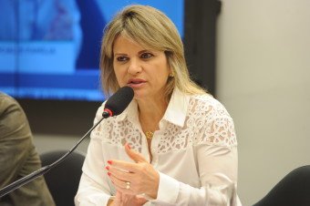 Incentivo à automutilação e suicídio pode ser enquadrado como crime