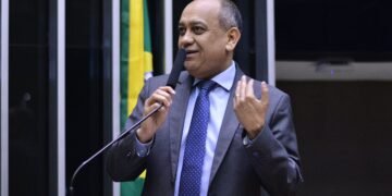 Aprovado parecer de Max Lemos a projeto que amplia a cobertura de programas da agricultura familiar