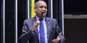 Aprovado parecer de Max Lemos com medidas para vincular oficinas ortopédicas ao SUS