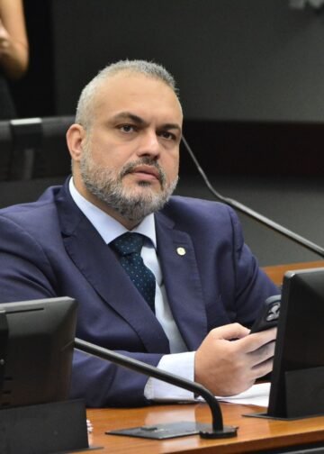 Projeto de Marcos Tavares garante tarifa zero em transporte a candidatos do Enem