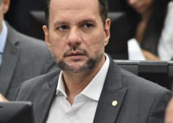 Projeto de Josenildo que proíbe desconto direto no benefício de aposentados e pensionista aguarda deliberação do Plenário