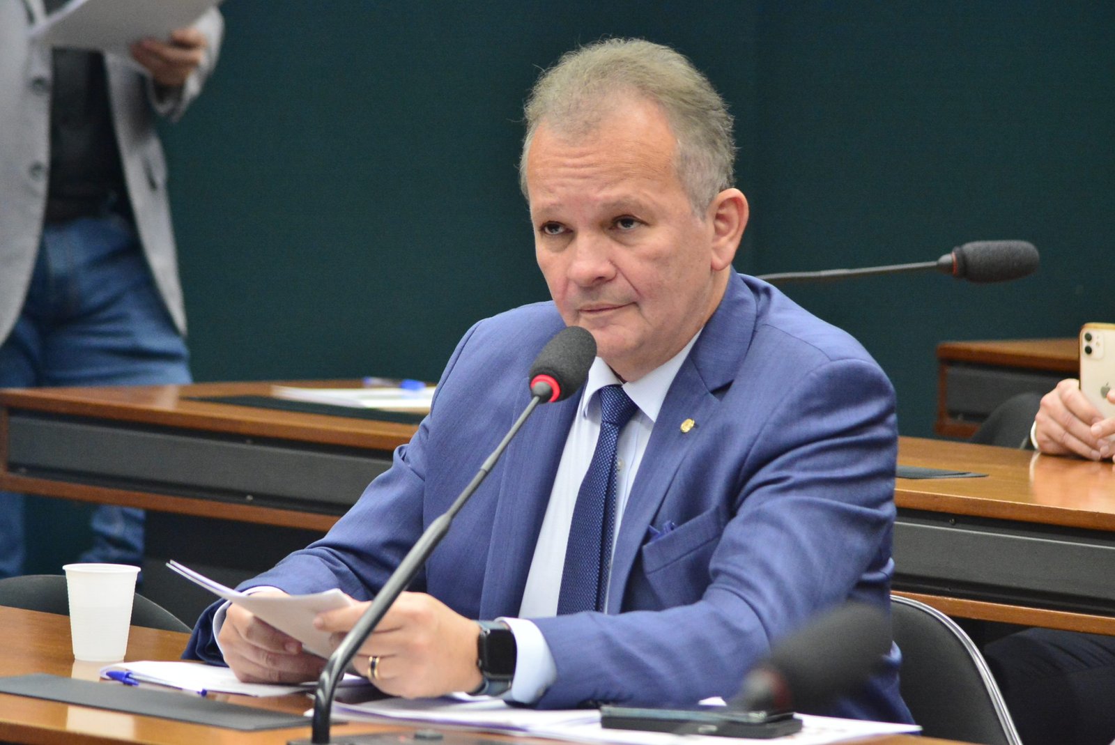 André Figueiredo discute regras para serviços de streaming no Conselho de Comunicação Social