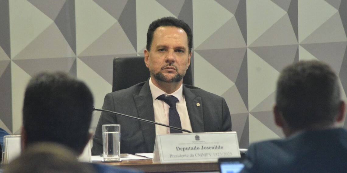 Projeto relatado por Josenildo amplia acesso digital a comunicações e documentos oficiais