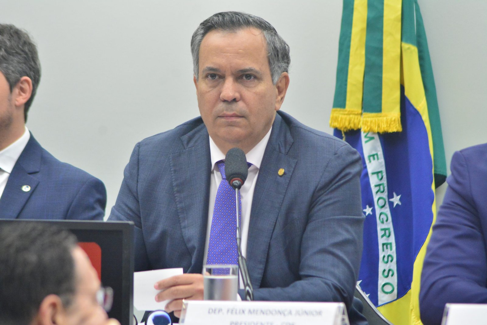 Projeto de Félix Mendonça Júnior prevê adicional mensal ao FGTS para garantir direitos trabalhistas