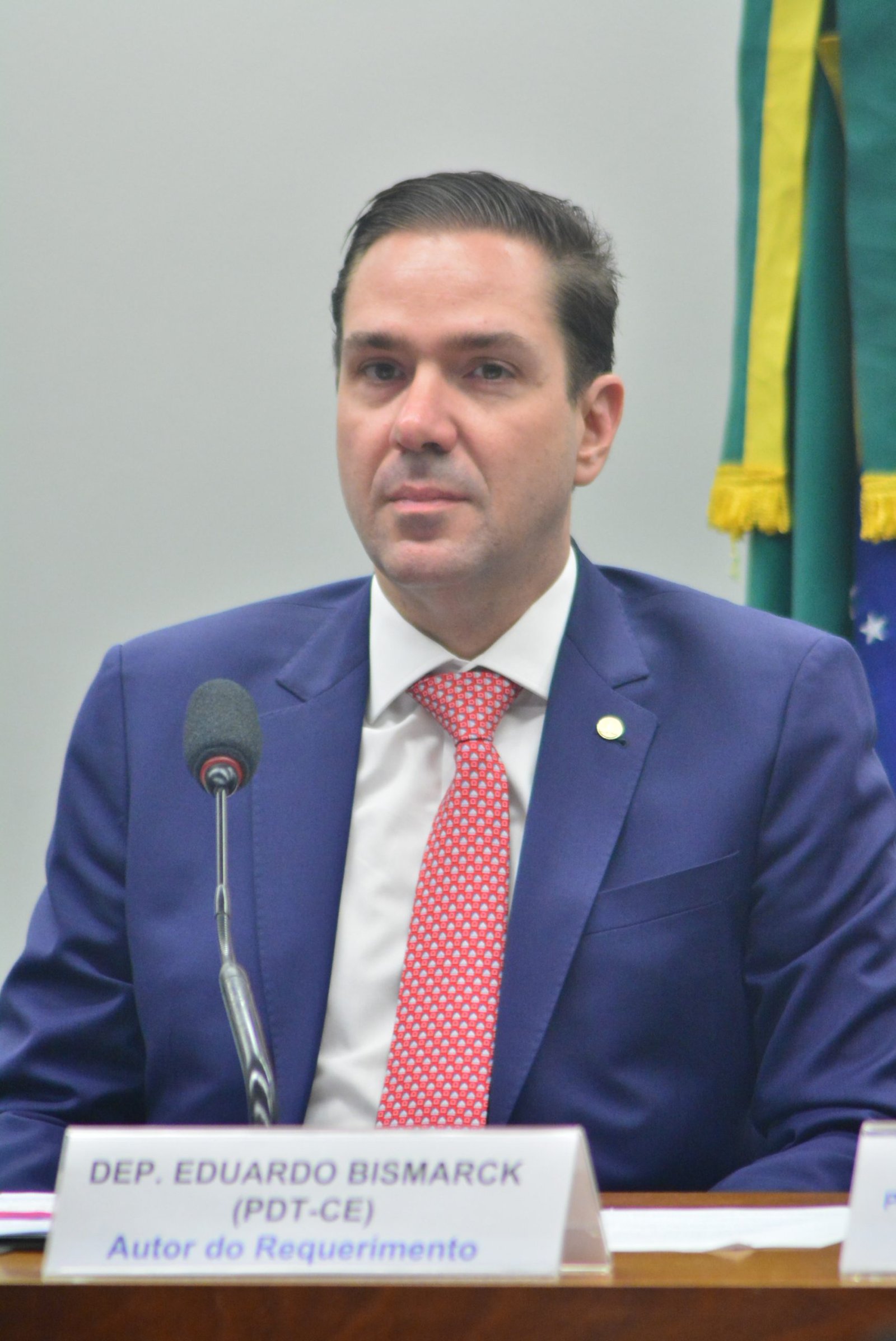 Aprovado na Câmara, projeto de Bismarck que institui o dia Nacional do Guia de Turismo segue para o Senado