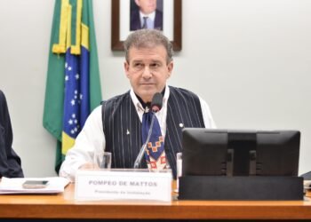Comissão aprova projeto que classifica Síndrome de Tourette como deficiência