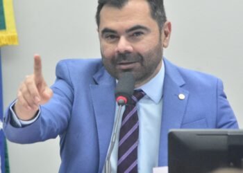 Deputado Idilvan Alencar (PDT-CE)