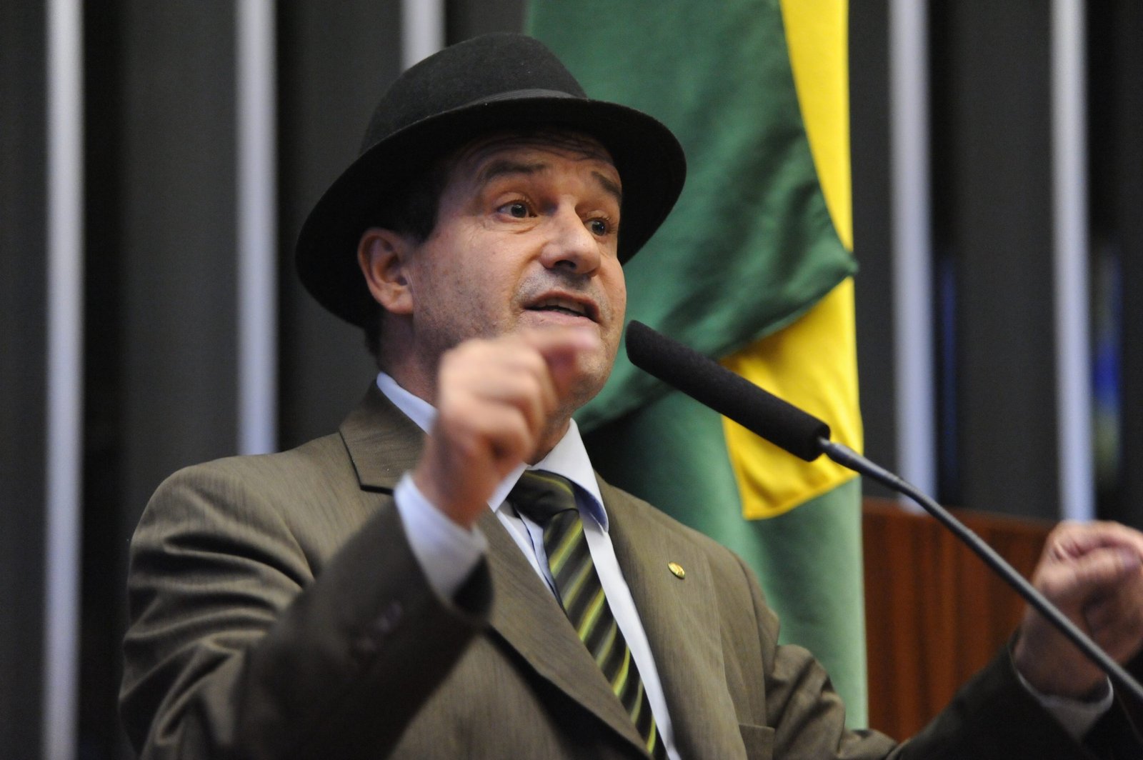 Senado vai analisar PL de Pompeo de Mattos que institui a Semana Nacional da Reciclagem e do Meio Ambiente