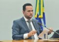 Finanças e Tributação aprova relatório de Josenildo a projeto que exige proteção de direitos humanos em financiamento público