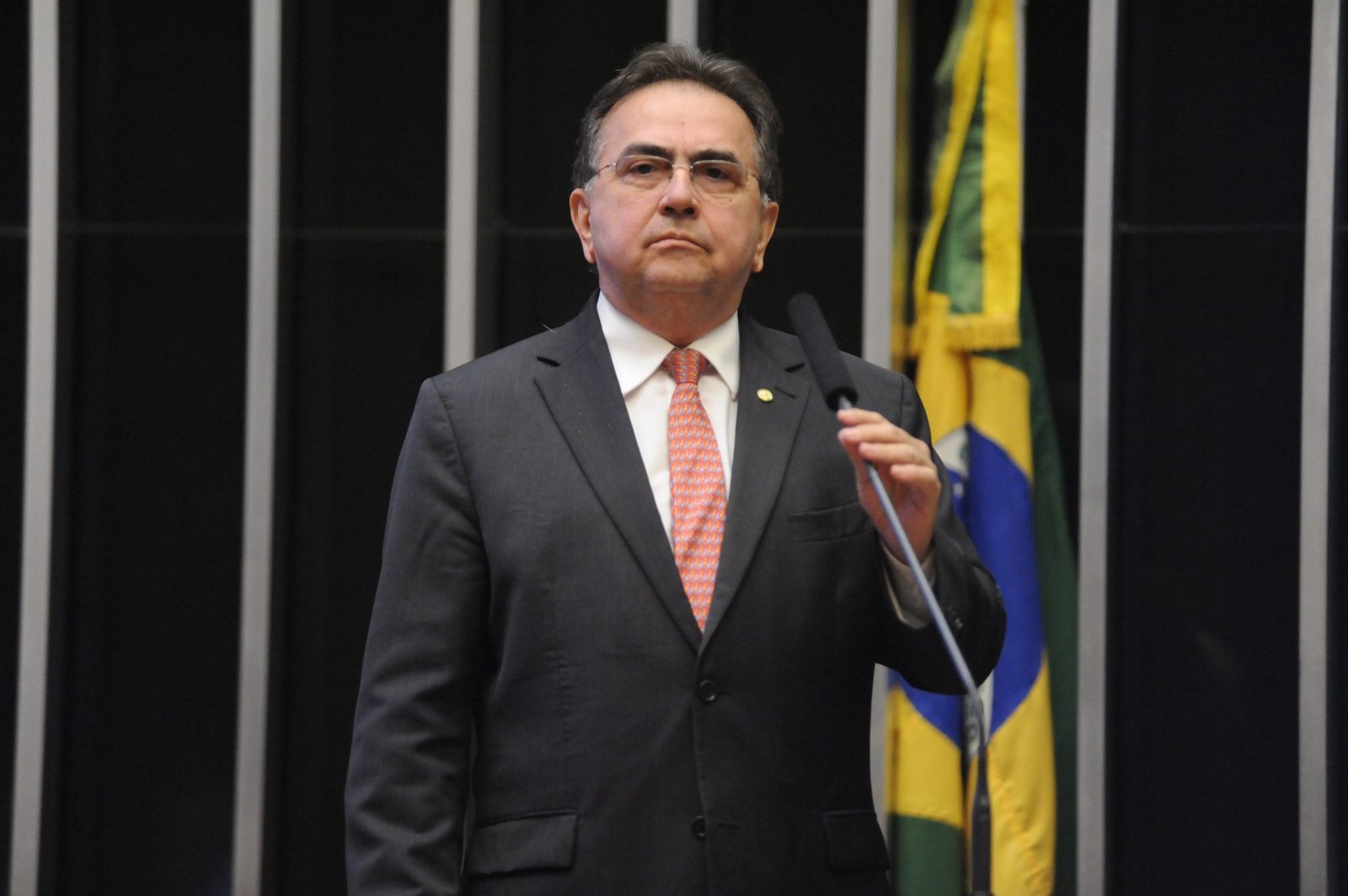 Projeto de Leônidas Cristino para criar Universidade Federal de Sobral é aprovado na CTASP